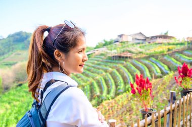 Doi Mon Cham, Chiang Mai 'de Taylandlı bir kadın..