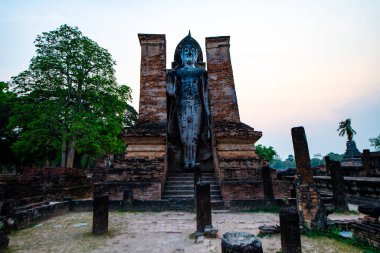 Antik Buda heykelinin sukhothai Tarih Parkı, Tayland.