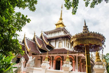 Chiangmai, Tayland 'daki Darabhirom Ormanı Manastırı' ndan Phra Chao Than Jai Mondop.