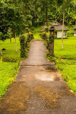 Tayland 'da küçük bir köprü..