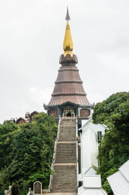 Doi Inthanon Ulusal Parkı, Tayland 'da dağda güzel bir stupa..