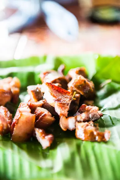 Charcoal Coiled Pork Neck Banana Leaf Thailand — Stockfoto
