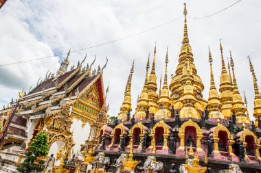Phra 'daki antik pagodalar Sugkhon Khiri tapınağı, Tayland.