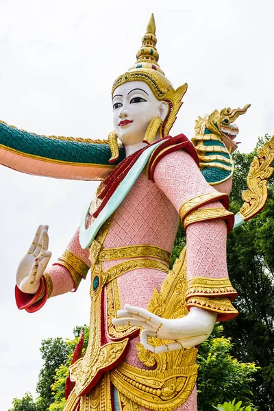 Mannelijke Engel Standbeeld Bij Phra Suthon Mongkhon Khiri Tempel Thailand — Stockfoto