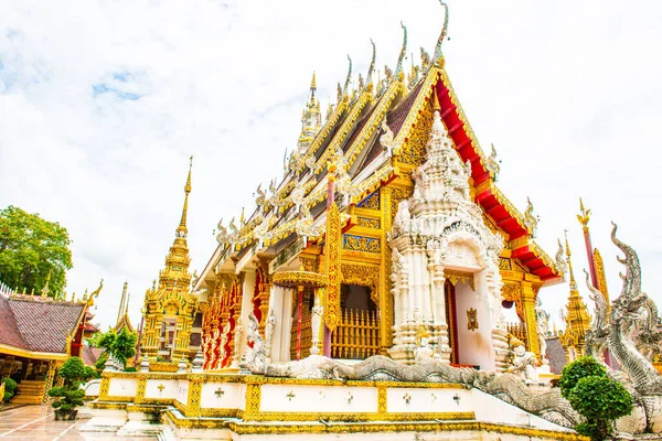 Igreja Estilo Lanna Phra Que Suthon Mongkhon Khiri Templo Tailândia — Fotografia de Stock
