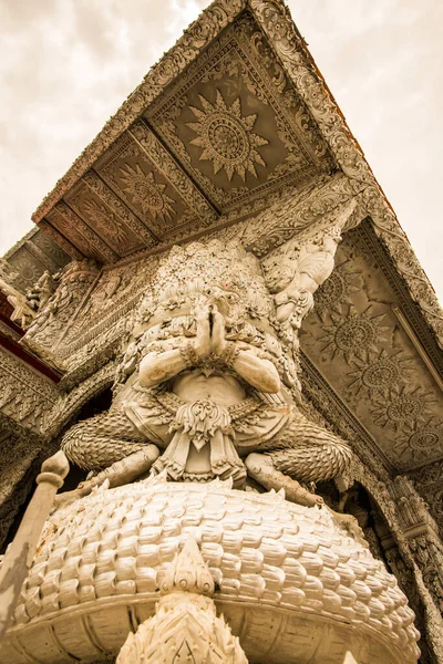 Vacker Gjutning Konst Mingmuang Tempel Thailand — Stockfoto
