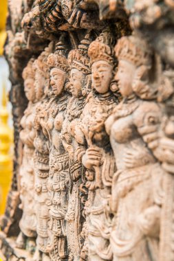 Phra 'daki seramik Budizm Heykeli Suthon Mongkhon Khiri Tapınağı, Tayland.