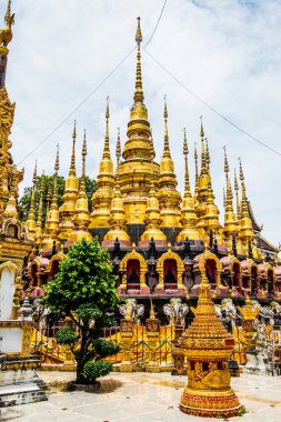 Phra 'daki antik pagodalar Sugkhon Khiri tapınağı, Tayland.