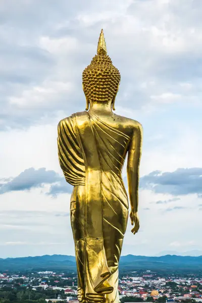 在泰国Phra Khao Noi寺庙散步的佛像 — 图库照片