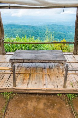 Doğal manzaralı Tayland yemeği, Tayland.