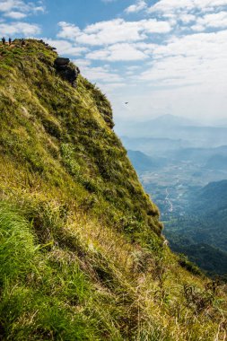 Tayland 'ın Chiangrai eyaletindeki Phu Chi Fa Manzarası' nda Dağ Manzarası.