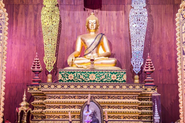 プラー カウイ神殿 タイのプラ — ストック写真
