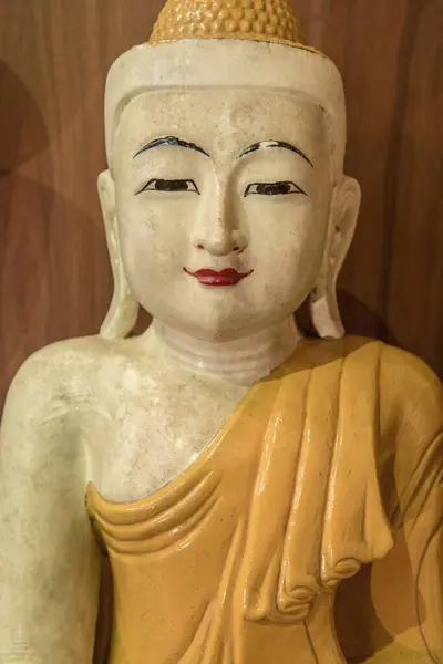 Древний Белый Будда Таиланд — стоковое фото