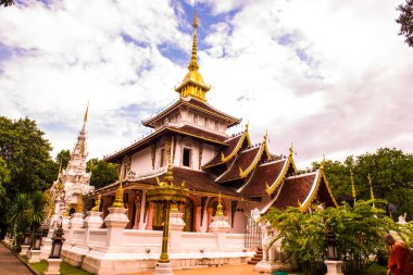 Chiangmai, Tayland 'daki Darabhirom Ormanı Manastırı' ndan Phra Chao Than Jai Mondop.