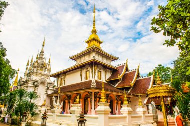 Chiangmai, Tayland 'daki Darabhirom Ormanı Manastırı' ndan Phra Chao Than Jai Mondop.