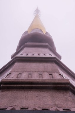 Doi Inthanon Ulusal Parkı, Tayland 'da dağda güzel bir stupa..