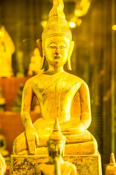 Старовинна Статуя Будди Храмі Фра Кау Таїланд — стокове фото