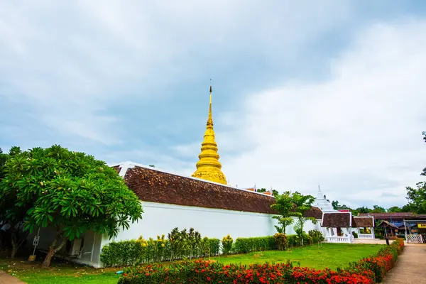 Храм Пратхат Чахаенг Провінції Нан Таїланд — стокове фото