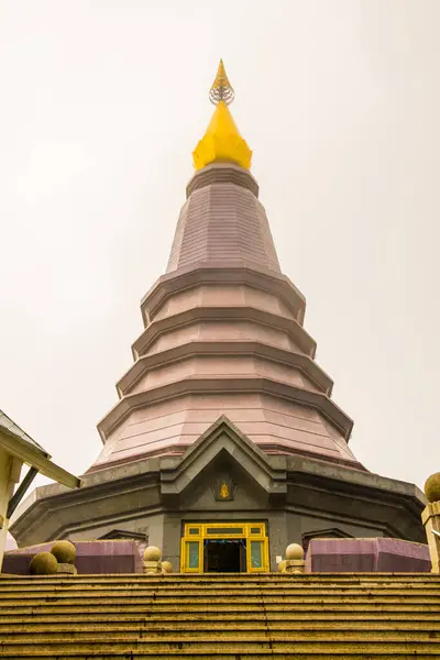 Piękna Stupa Górze Parku Narodowym Doi Inthanon Tajlandia — Zdjęcie stockowe