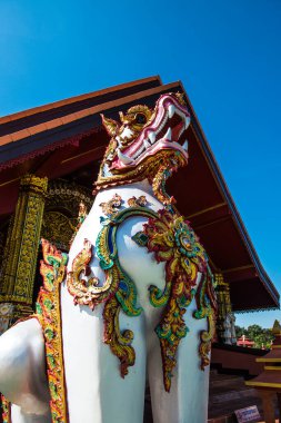 Himmapan hayvan heykeli Prayodkhunpol Wiang Kalong Tapınağı, Tayland.