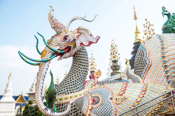 Criatura Himmapan Templo Ban Den Tailandia —  Fotos de Stock