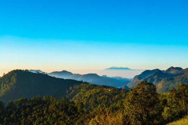 Mon Sone bakış açısıyla gün doğumu, Tayland.