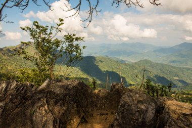 Tayland 'ın Chiangrai eyaletindeki Doi Pha Tang' da Dağ Manzarası.