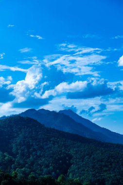 Tayland 'ın Phayao eyaletinin dağ manzarası.