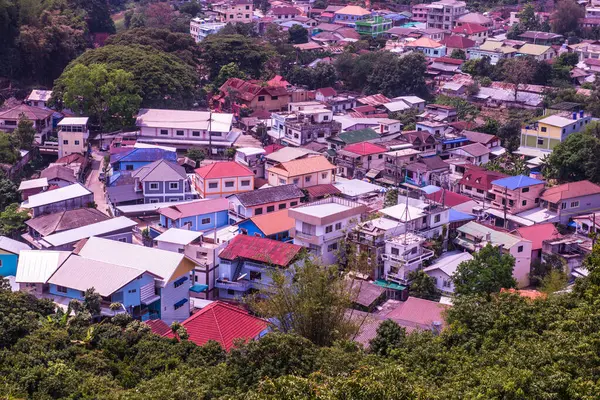 Dağdaki köy, Myanmar.