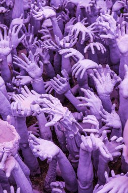 Rong Khun Tapınağı, Tayland 'da el işi sanatları..