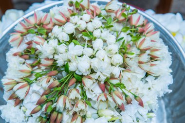 Saygı için çiçek, Tayland.