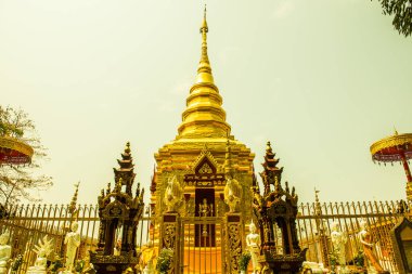 Prathat Doi Wao Tapınağı, Tayland Altın Tapınağı.