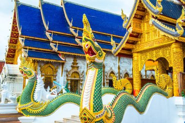 Altın Naga Heykeli, Tayland.