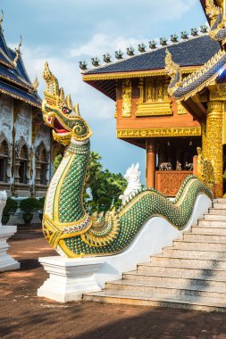 Altın Naga Heykeli, Tayland.