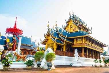 Tayland 'daki Ban Den Tapınağı' nda güzel bir Tayland tarzı kilise..