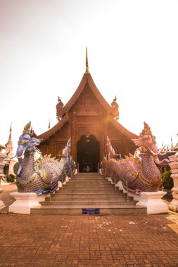 Tayland 'daki Ban Den Tapınağı' nda güzel bir Tayland tarzı kilise..