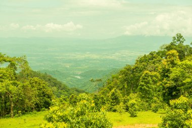 Tayland 'ın Chiangmai bölgesindeki dağ manzarası..