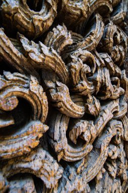 Donsak Tapınağı, Uttaradit 'te antik ahşap oymacılığı,