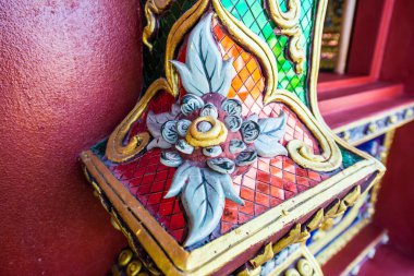 Tayland tarzı kalıp sanatları Prayodkhunpol Wiang Kalong Tapınağı, Tayland.