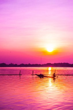 Sabah Kwan Phayao Gölü, Tayland.