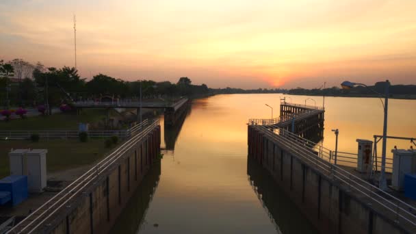 Timelapse Video Sunset Chao Phraya Dam Chainat Province — Stock Video