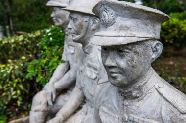 Tayland 'daki eski asker heykeli..