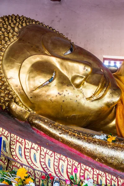 Πρόσωπο Του Βούδα Golden Reclining Ταϊλάνδη — Φωτογραφία Αρχείου