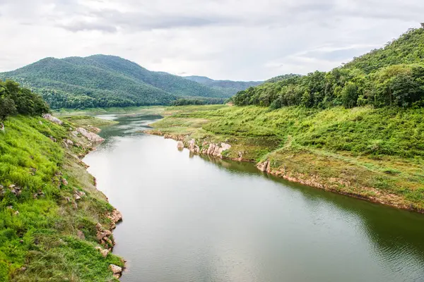 stock image Landscape view of Mae Kuang Udom Thara dam, Thailand.