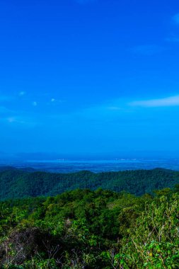 Tayland 'daki Kwan Phayao Gölü' nün üst manzarası.