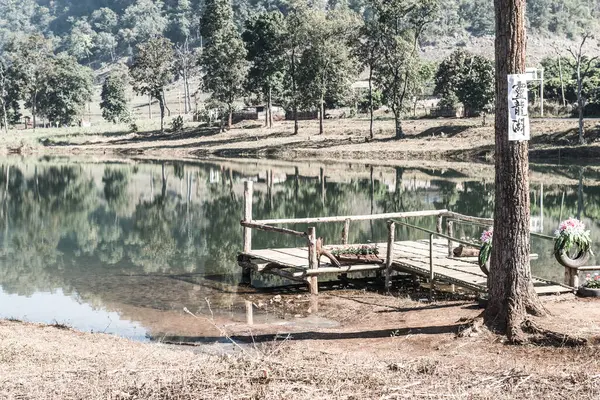 Tayland 'ın Chiangmai eyaletinde göl manzarası.