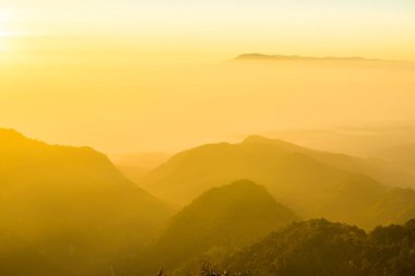 Mon Sone bakış açısıyla gün doğumu, Tayland.