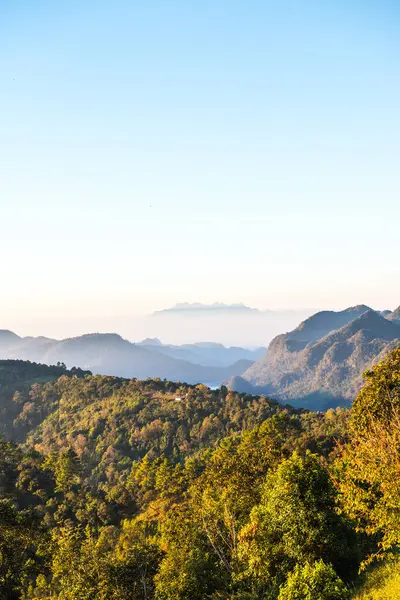 Mon Sone bakış açısıyla gün doğumu, Tayland.