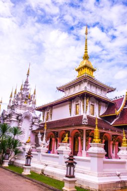 Chiangmai, Tayland 'daki Darabhirom Ormanı Manastırı' ndan Phra Chao Than Jai Mondop.