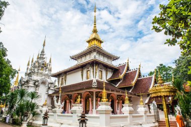 Chiangmai, Tayland 'daki Darabhirom Ormanı Manastırı' ndan Phra Chao Than Jai Mondop.